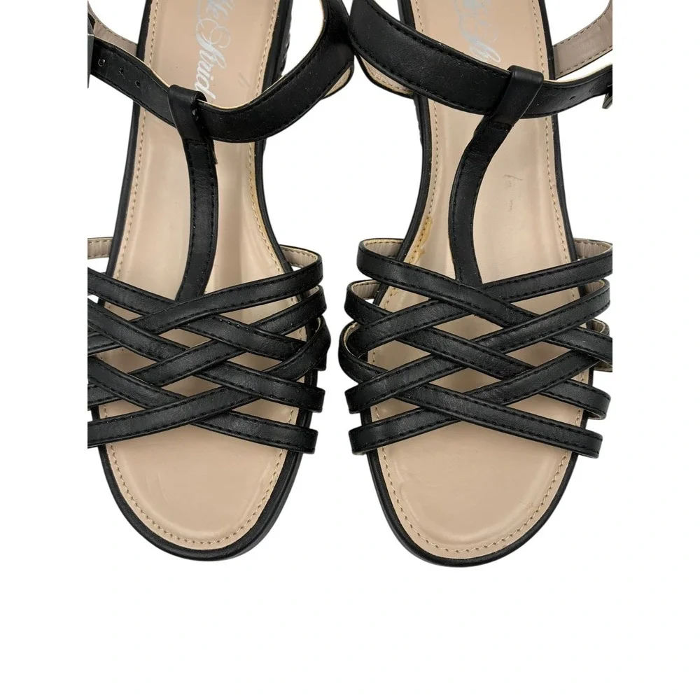 Life Stride Wedge Heel Sandals Ankle Strap Black Feather ‎ 8.5